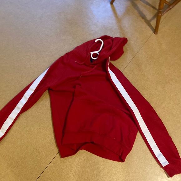 Red hoodie with one white stripe on the side - Picture 2 of 2